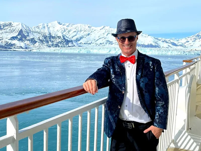 Ed Kelly - Calgary Pianist - Cruise Ship Performance